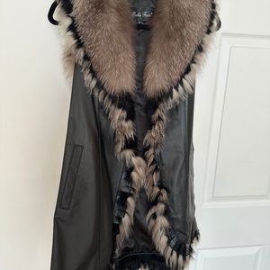 Belle fare leather fur vest women’s size S